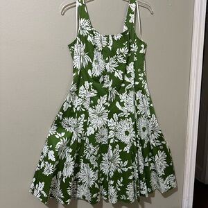 Jones Studio Green and White Floral Dress